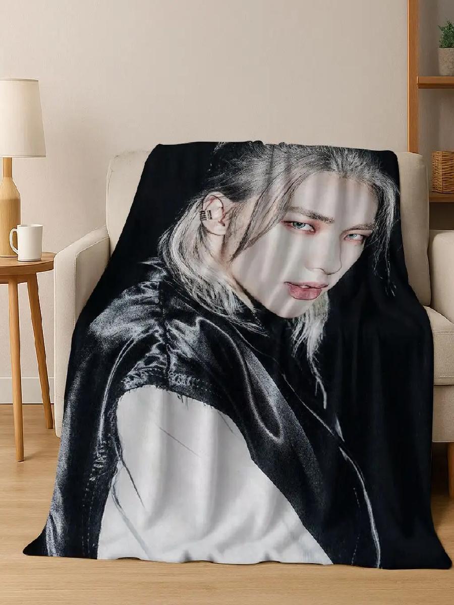 D Hyunjin Solo KPOP manta de f - Home Office Cozy reseña y precio