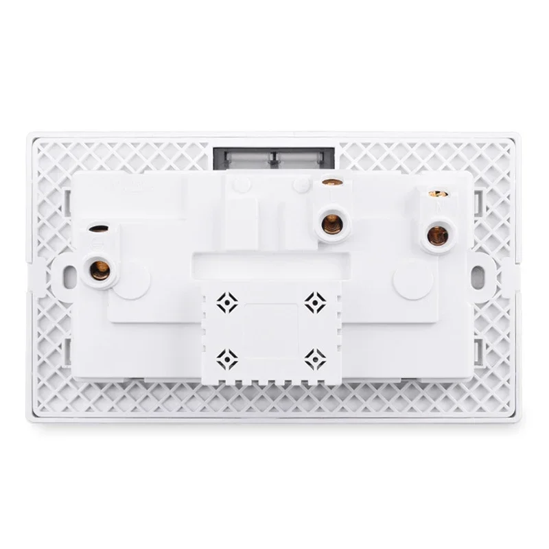 Enchufe de Pared de Lujo con C - Home Office In Uk reseña y precio